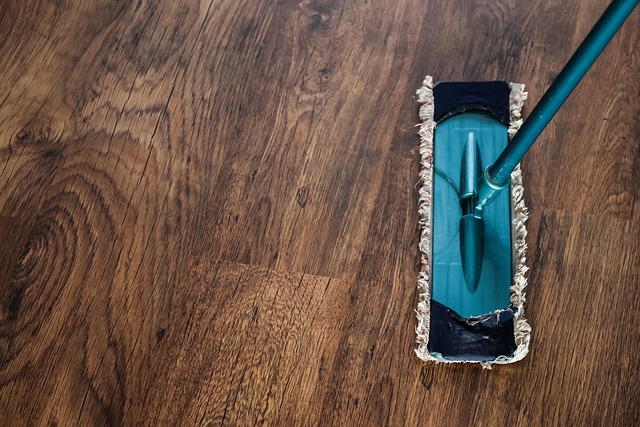 Naturlige rengøringsmidler: Sådan gør du dit hjem grønnere